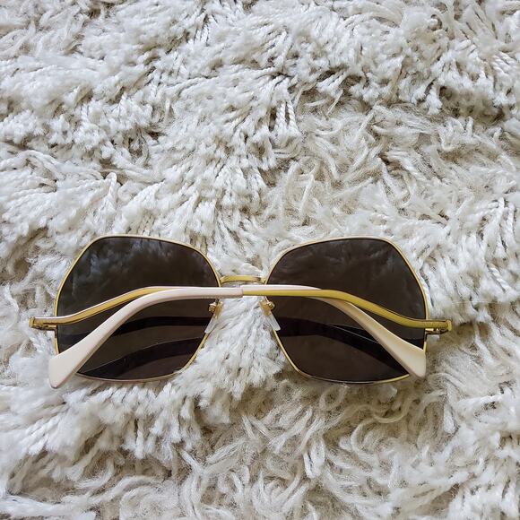 Gucci GG972S Oversized Geometric Square Sunglasses White Gold Metal Frame Italy main image 11